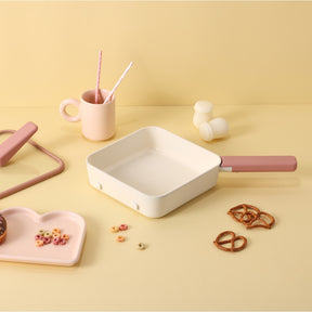 Neoflam Pippi 21cm pan with stand alon lid Induction ready Peach